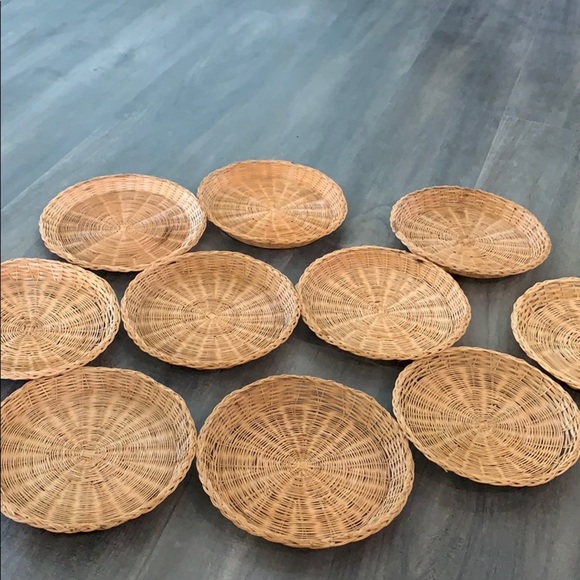 Wicker Paper Plate Holder or Wall Art - set of 10 - Picture 1 of 9